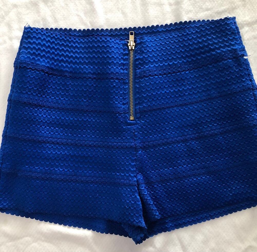 Lovely Day royal blue textured short shorts size women's medium M